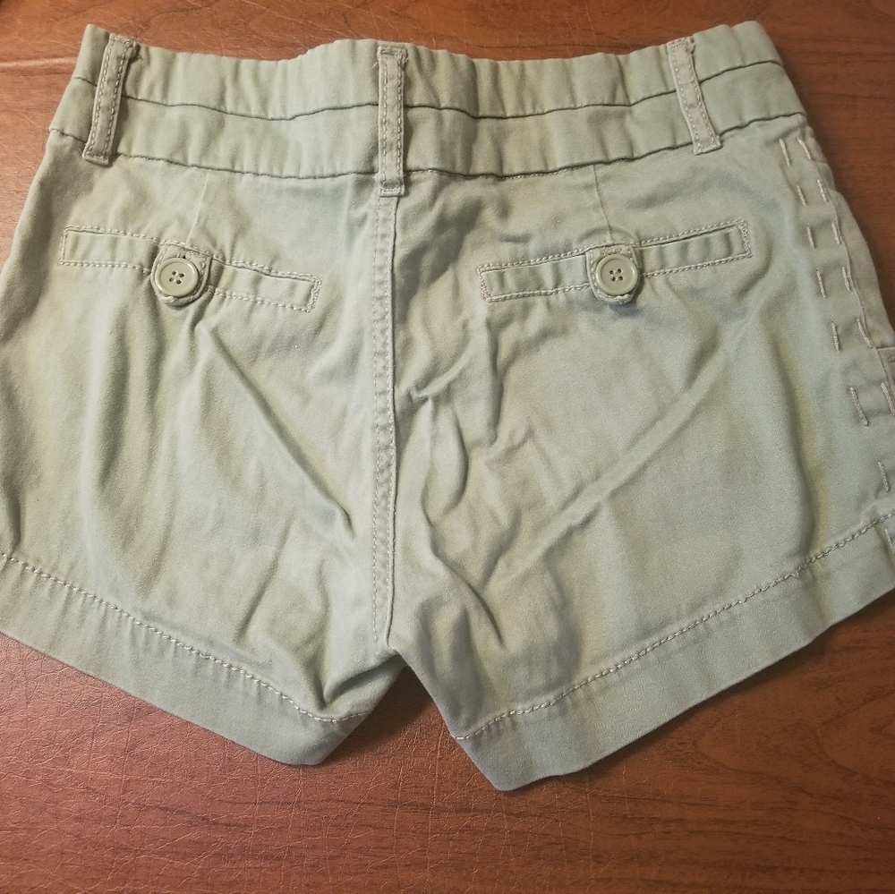 Shorts - Picture 2 of 2
